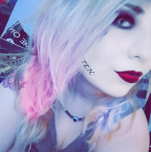 Meet your Posher, Alice - Picture 1 of 1